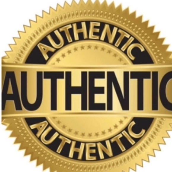 💯% Authentic Fendi nylon shoulder bag✨ - Picture 14 of 14